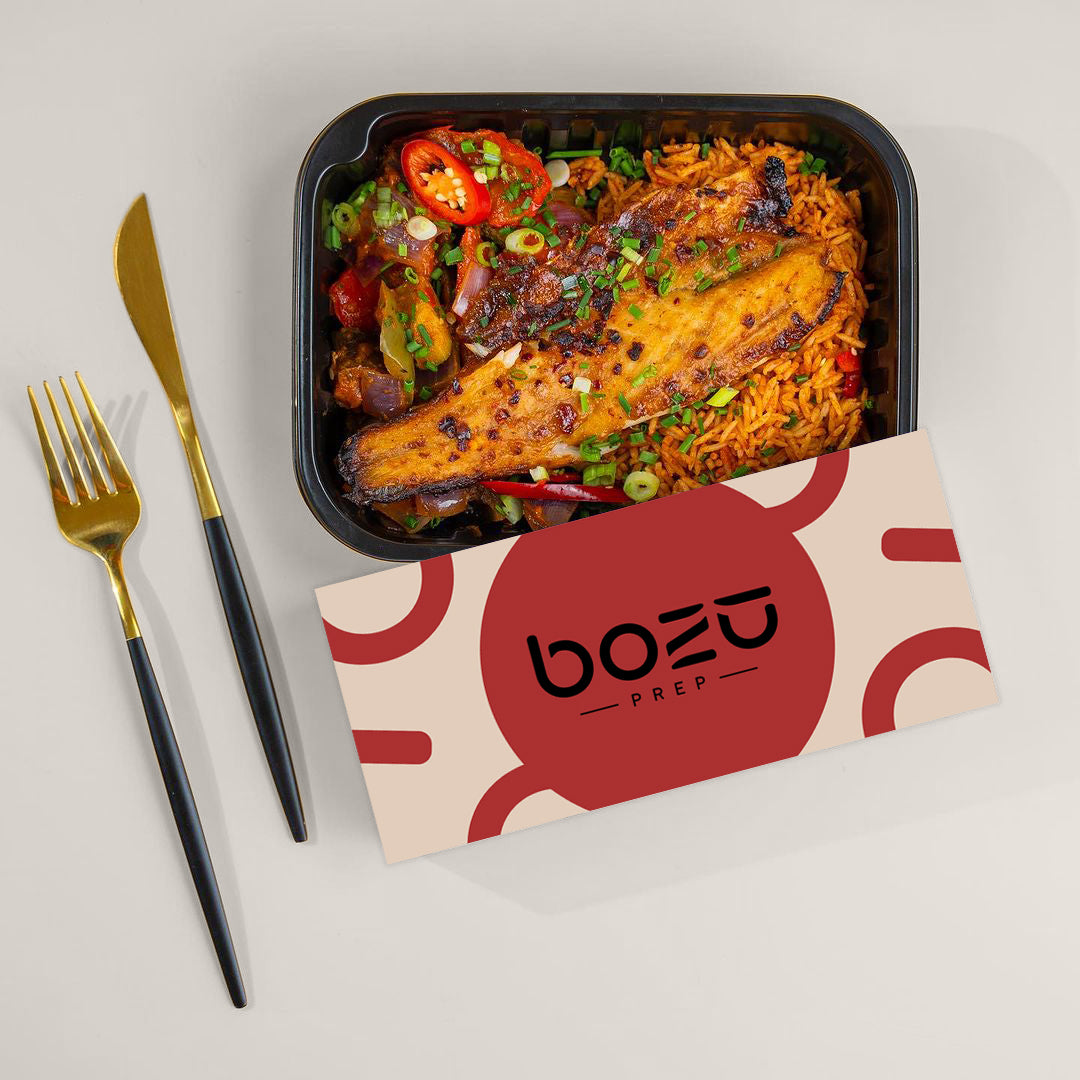 Fresh halal meal prep in a ready-to-eat container, healthy and balanced, prepared in under three minutes for busy London professionals