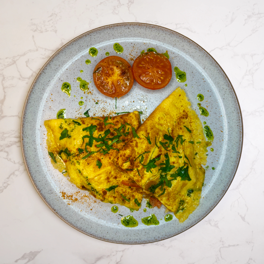 Chicken Masala Omelette, Grilled Tomatoes (KETO)